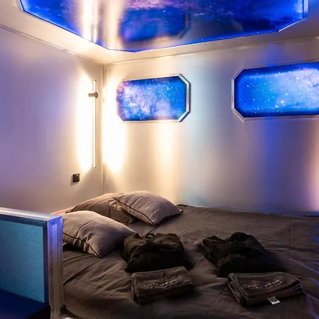 L'eclipsina - Insolite Dans Un Univers Futuriste Appartement *